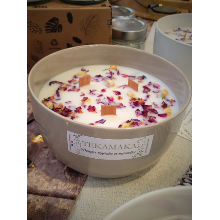 Bougie Bohème 500 g en porcelaine — 3 mèches bois crépitantes | Fleurs séchées | TEKAMAKA