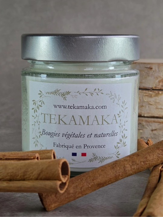 Bougie parfumée 160g – L’Authentique Essence de Santal | TEKAMAKA